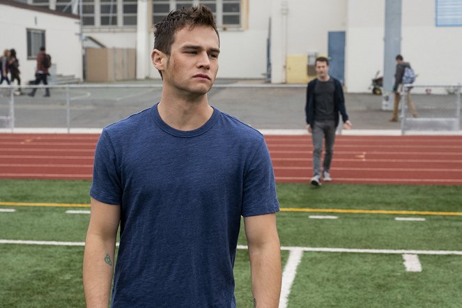 13 Reasons Why - The Good Person Is Indistinguishable from the Bad - Van film - Brandon Flynn