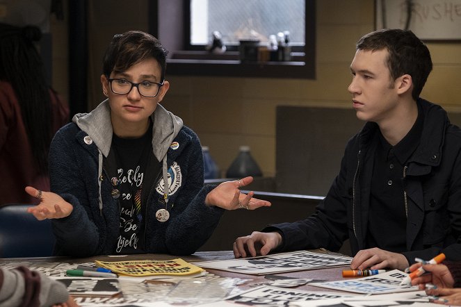 13 Reasons Why - Nobody's Clean - Photos - Bex Taylor-Klaus, Devin Druid
