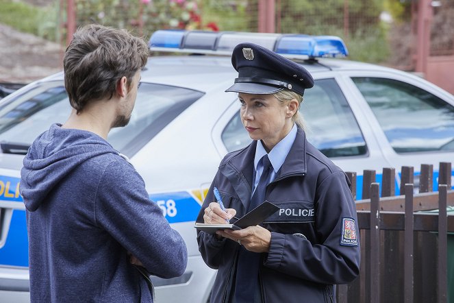 Policie Modrava - Milenec z Churáňova - Van film - Jaroslava Stránská