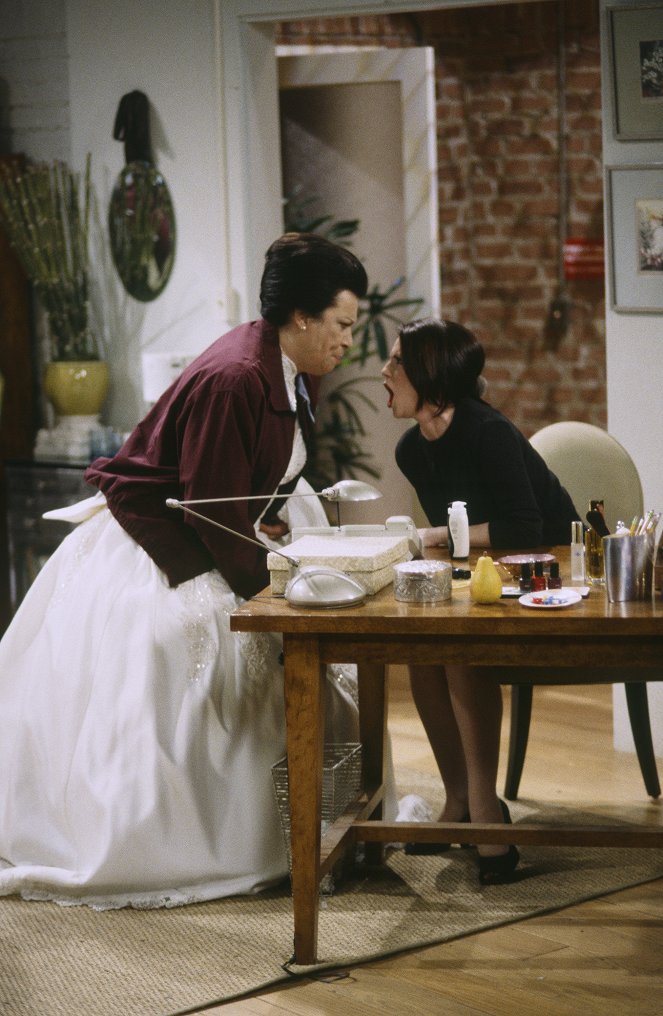 Will & Grace - Object of My Rejection - Photos - Shelley Morrison, Megan Mullally