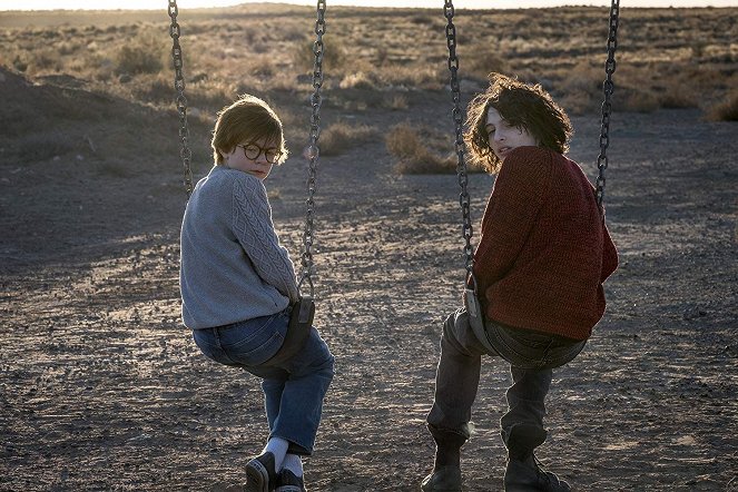 The Goldfinch - Photos - Oakes Fegley, Finn Wolfhard