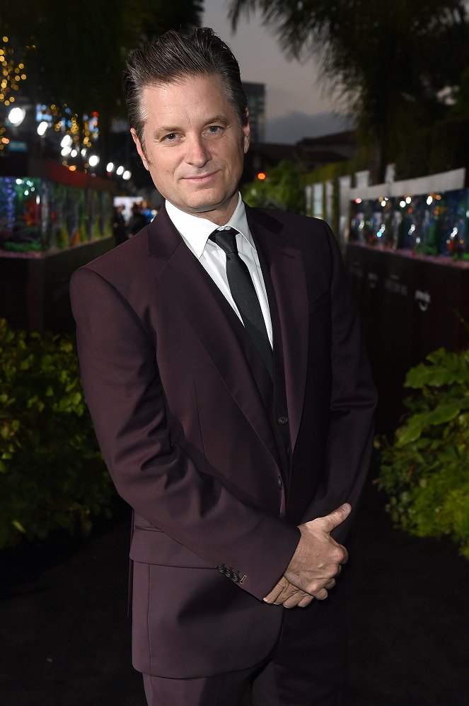 Homecoming - Série 1 - Z akcií - Premiere of Amazon Studios' 'Homecoming' at Regency Bruin Theatre on October 24, 2018 in Los Angeles, California - Shea Whigham
