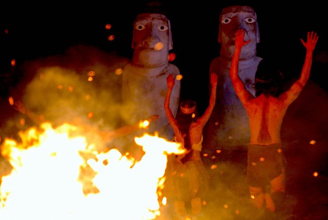 Treasures Decoded - Easter Island Heads - Photos