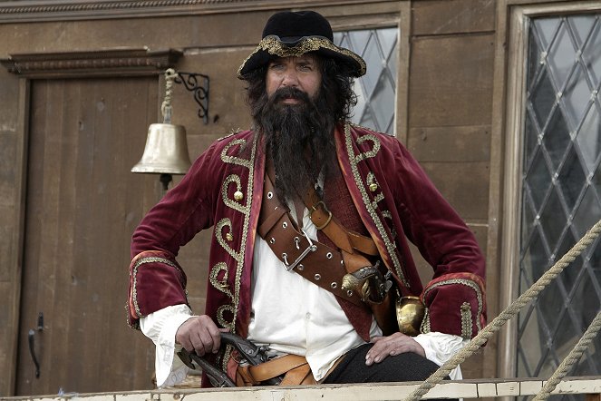 Treasures Decoded - Raising Blackbeard’s Ship - De la película