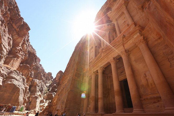 Treasures Decoded - Season 4 - Riddle of Petra - Photos