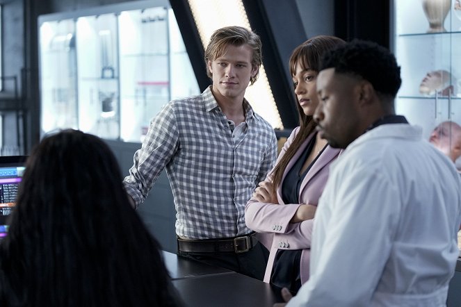 MacGyver - Seeds + Permafrost + Feather - Photos - Lucas Till