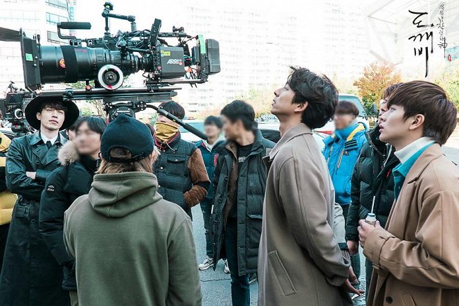 Sseulsseulhago charanhasindoggaebi - Tournage - Dong-wook Lee, Yoo Gong, Seong-jae Yook