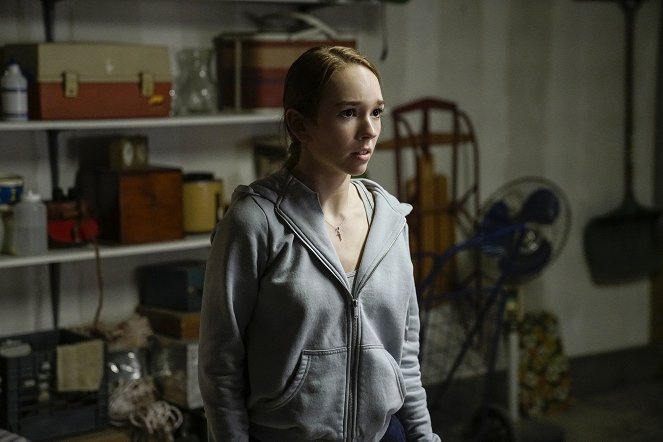 The Americans - The Soviet Division - Van film - Holly Taylor