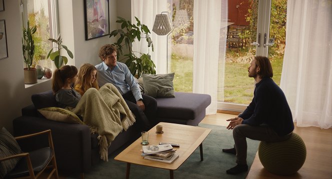 Barn - Film - Andrea Bræin Hovig, Ella Øverbøe, Adam Pålsson, Jan Gunnar Røise