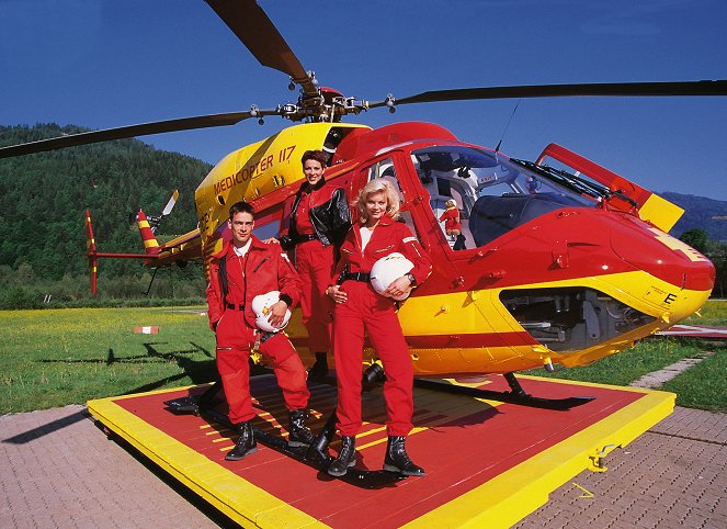 Medicopter 117 – A légimentők - Season 1 - Tűzvihar - Promóció fotók - Wolfgang Krewe, Sabine Petzl, Anja Freese