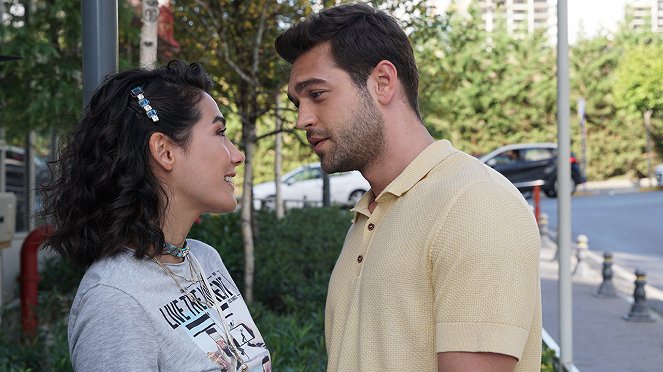 Her Yerde Sen - Aşk Yasak - Van film - Aybüke Pusat, Furkan Andıç