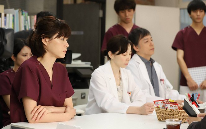 Asagao: Forensic Doctor - Episode 8 - Photos - Juri Ueno, Kami Hiraiwa