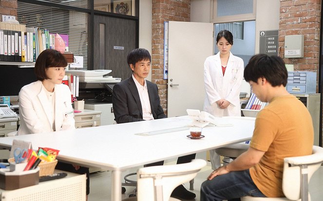 Asagao: Forensic Doctor - Episode 10 - Photos - Juri Ueno, Saburô Tokitô, Mirai Shida