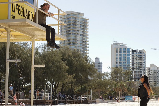 Reef Break - Endgame - De la película - Ray Stevenson, La La Anthony