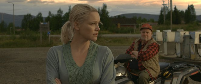 Mestari Cheng - Z filmu - Annamaija Tuokko, Kari Väänänen