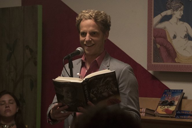 You're the Worst - Season 4 - This is Just Marketing - Photos - Chris Geere