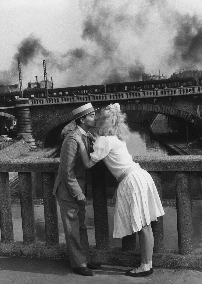 Les Fiancés du Pont Mac Donald - Filmfotos - Jean-Luc Godard, Anna Karina