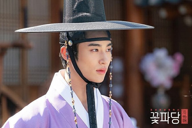 Flower Crew: Joseon Marriage Agency - Lobbykarten