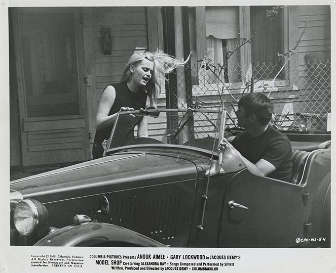 Model Shop - Lobby Cards - Alexandra Hay, Gary Lockwood