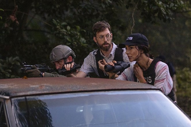 Agenci NCIS: Nowy Orlean - Season 6 - Judgement Call - Z filmu - Rob Kerkovich, Necar Zadegan