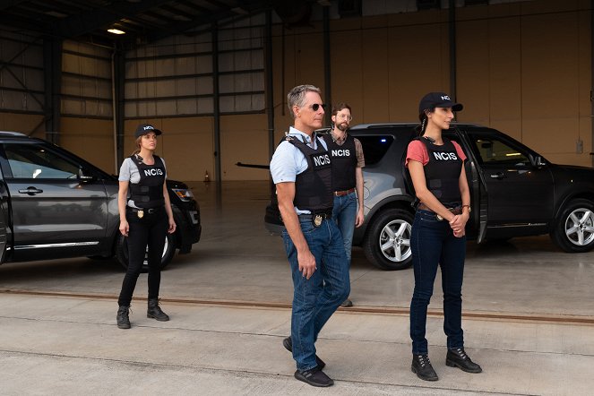 Agenci NCIS: Nowy Orlean - The Terminator Conundrum - Z filmu - Vanessa Ferlito, Scott Bakula, Rob Kerkovich, Necar Zadegan