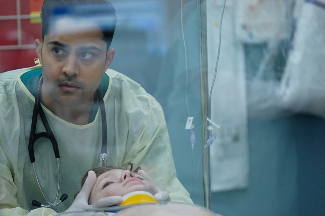 The Resident - Season 3 - From the Ashes - Photos - Manish Dayal