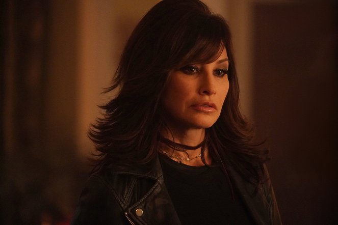 Riverdale - Chapter Fifty-Four: Fear the Reaper - Photos - Gina Gershon