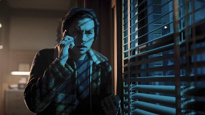Riverdale - Chapter Fifty-Six: The Dark Secret of Harvest House - Photos - Cole Sprouse