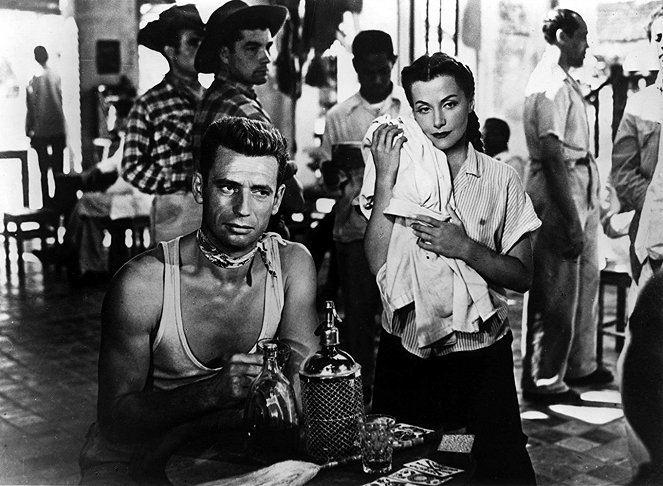 The Wages of Fear - Photos - Yves Montand, Véra Clouzot