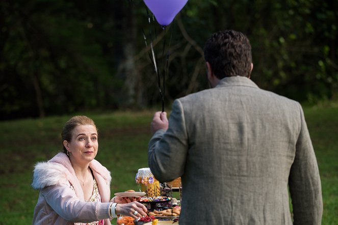 Brokenwood – Mord in Neuseeland - Season 4 - Im freien Fall - Filmfotos - Cristina Serban Ionda