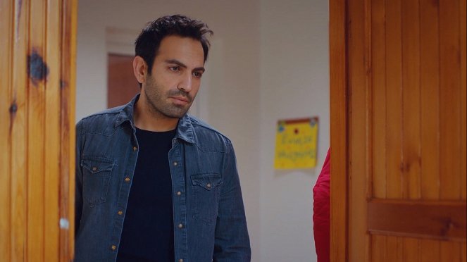 Kızım - Episode 11 - De la película - Buğra Gülsoy