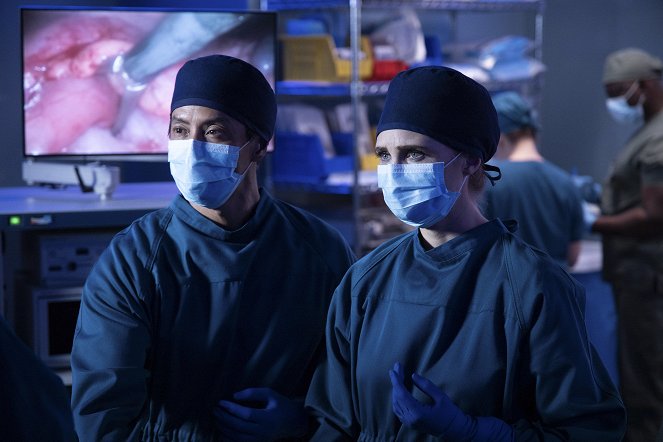 Doktor Murphy - Season 3 - Jótett helyében - Filmfotók - Will Yun Lee, Fiona Gubelmann