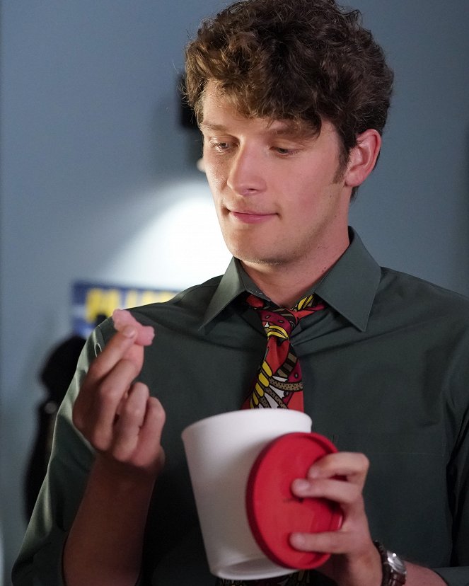 Schooled - Dangerous Minds - Z filmu - Brett Dier