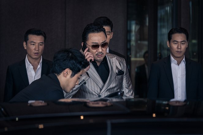 The Gangster, the Cop, the Devil - Photos - Dong-seok Ma
