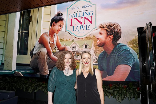 Szerelem első vendéglátásra - Rendezvények - Netflix "Falling Inn Love" Cast & Crew Screening