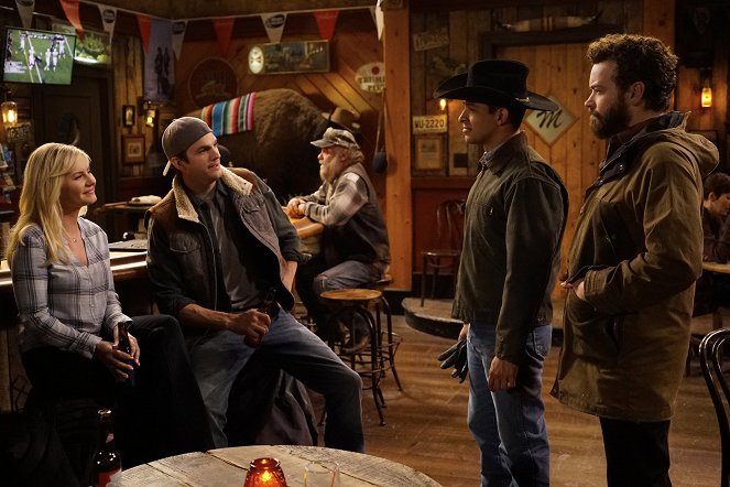 The Ranch - The Cowboy Rides Away - De la película - Elisha Cuthbert, Ashton Kutcher, Wilmer Valderrama, Danny Masterson