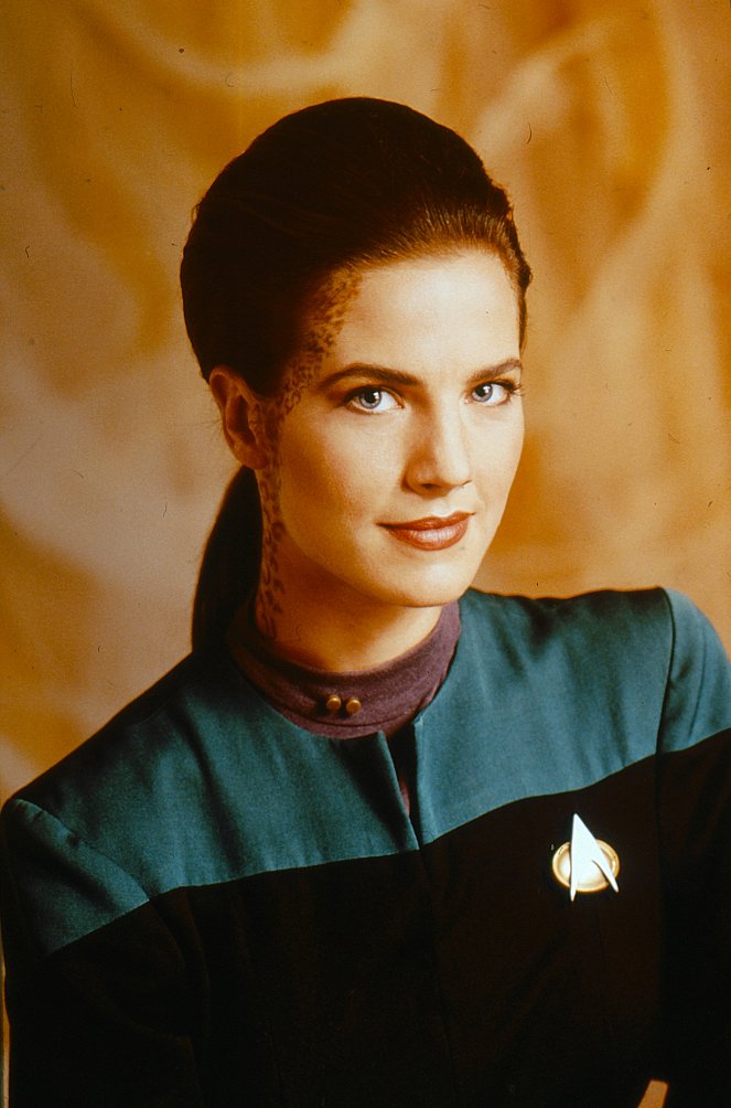 Star Trek: Deep Space Nine - Season 1 - Werbefoto - Terry Farrell