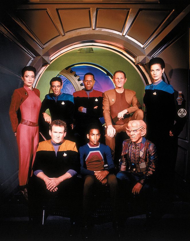 Star Trek: Vesmírna stanica DS9 - Season 2 - Promo - Nana Visitor, Alexander Siddig, Colm Meaney, Avery Brooks, Cirroc Lofton, René Auberjonois, Armin Shimerman, Terry Farrell