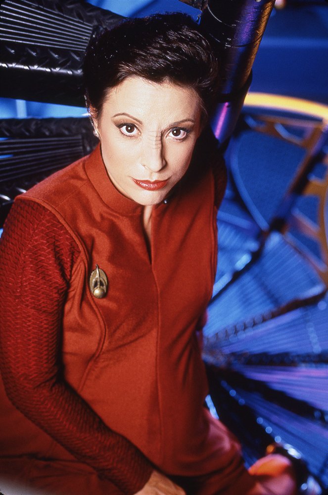 Star Trek: Stacja kosmiczna - Season 5 - Promo - Nana Visitor