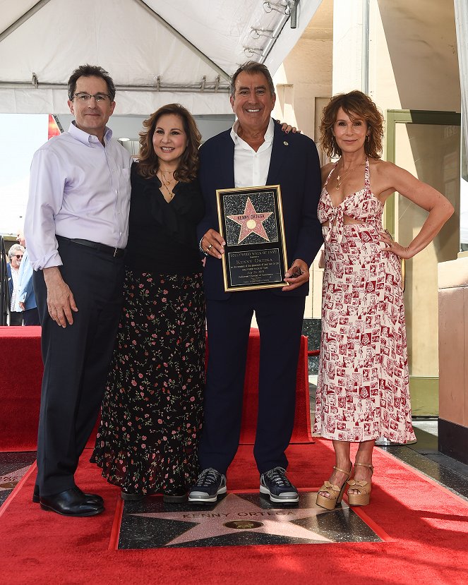 Následníci 3 - Z akcií - The Hollywood Chamber of Commerce honors “Descendants 3” director, producer and choreographer Kenny Ortega with the 2,667th star on the Hollywood Walk of Fame on Wednesday, July 24, 2019