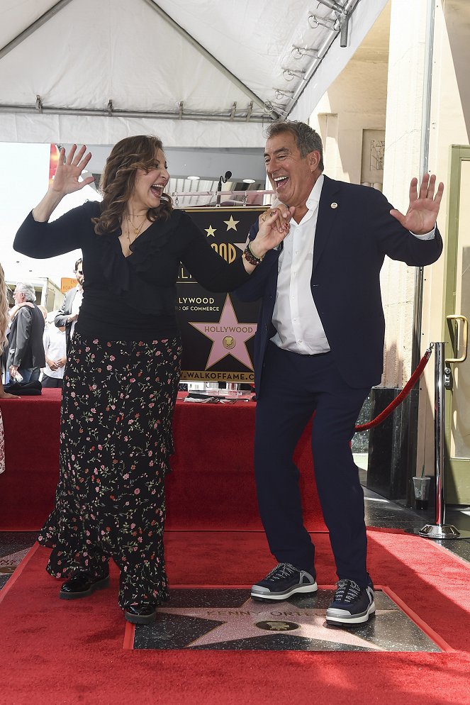 Descendants 3 – Die Nachkommen - Veranstaltungen - The Hollywood Chamber of Commerce honors “Descendants 3” director, producer and choreographer Kenny Ortega with the 2,667th star on the Hollywood Walk of Fame on Wednesday, July 24, 2019