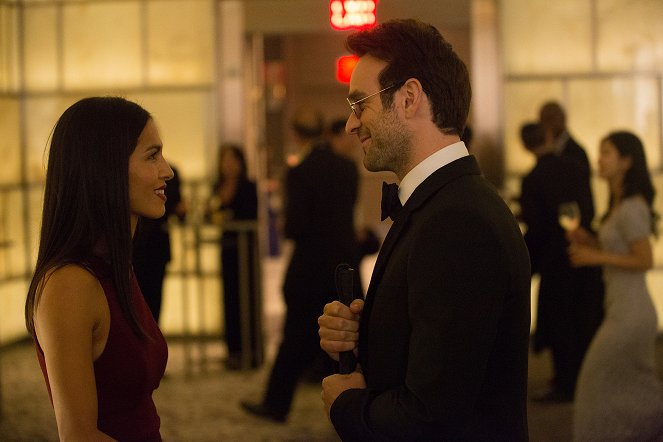 Daredevil - Regrets Only - Photos - Elodie Yung, Charlie Cox