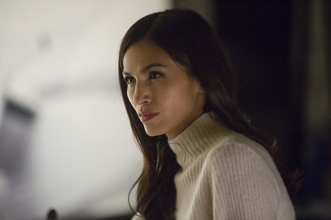 Daredevil - The Man in The Box - Photos - Elodie Yung