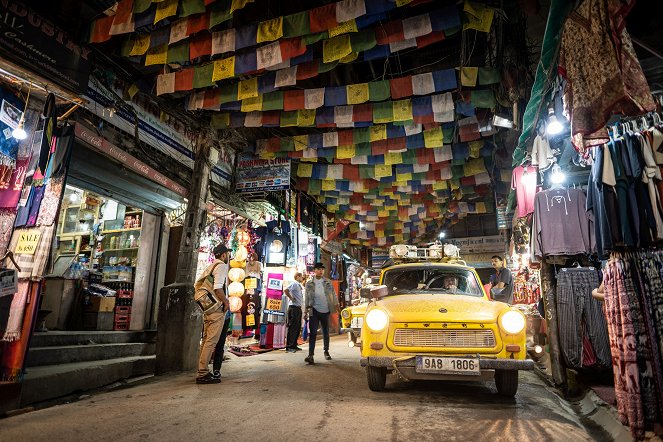 Trabantem z Indie až domů - Úplně jiný Nepál - Film
