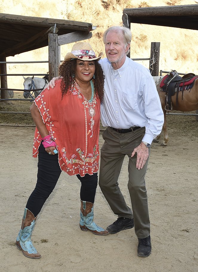 Bless This Mess - Season 2 - Events - 20th Century Fox Television TCA Studio Day for ABC’s “Bless This Mess” at Sunset Ranch Hollywood on July 28, 2019 in Hollywood, California - Pam Grier, Ed Begley Jr.