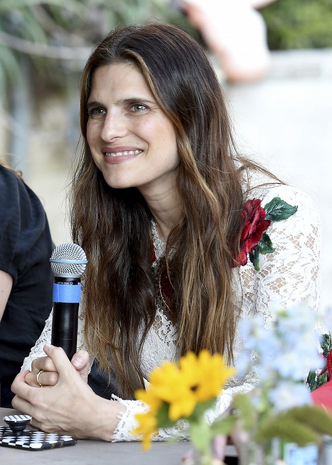 Farma na spadnutí - Série 2 - Z akcí - 20th Century Fox Television TCA Studio Day for ABC’s “Bless This Mess” at Sunset Ranch Hollywood on July 28, 2019 in Hollywood, California - Lake Bell