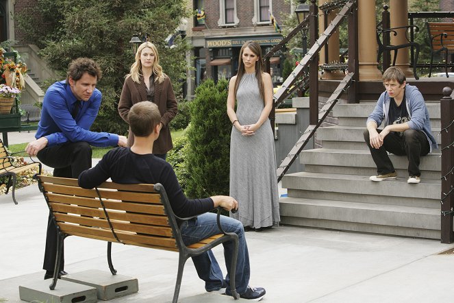 Ghost Whisperer - Cause for Alarm - Photos - Jamie Kennedy, Thea Gill, Jennifer Love Hewitt, Chad Lowe