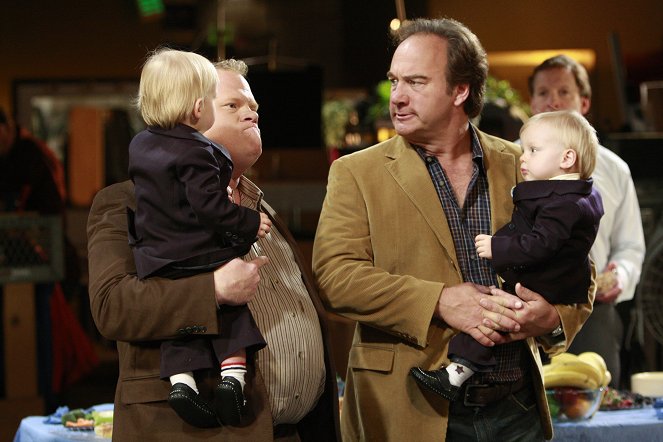 According to Jim - Two for the Money - Photos - Larry Joe Campbell, Jim Belushi