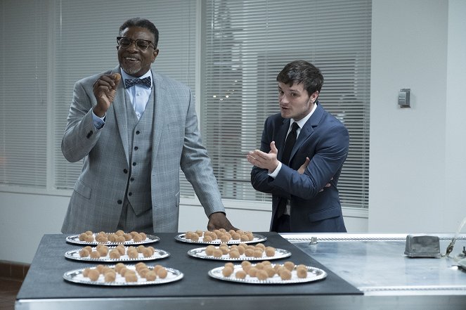 Future Man - Justice Desserts - Filmfotók - Keith David, Josh Hutcherson