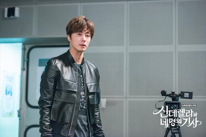 Cinderella and the Four Knights - De filmagens - Il-woo Jeong